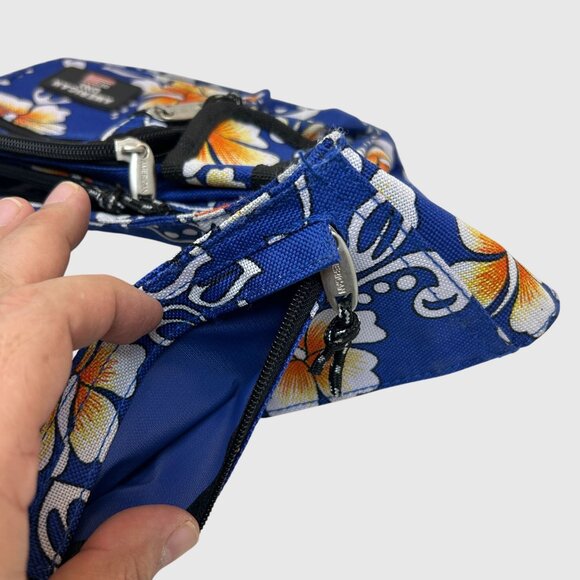 American UNI Floral Belt Bag - Multi-Pocket Travel Waist Bag - Picture 6 of 8